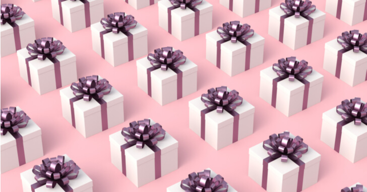プレゼントを渡すタイミングはいつがベスト 喜びが増える おすすめサプライズアイデア Mood Mark Idea