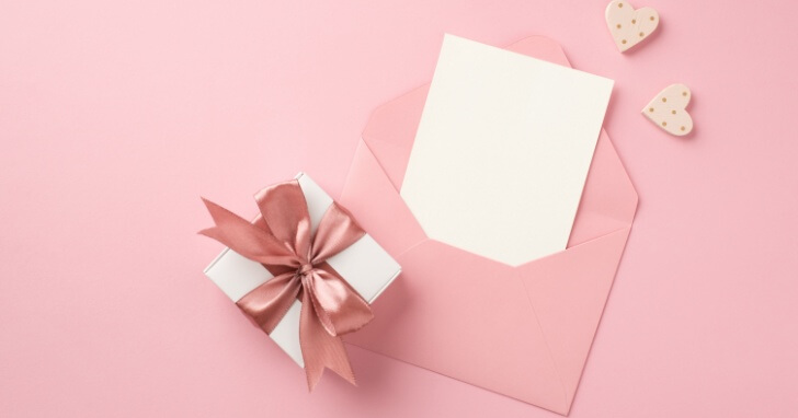 出産祝いはママ用コスメをプレゼント。「労い」と「応援」が伝わる華やかなご褒美ギフト
