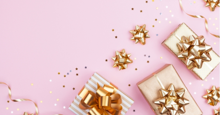社会人の彼女が喜ぶクリスマスプレゼント特集 年齢別にチョイスする素敵な贈り物 Mood Mark Idea