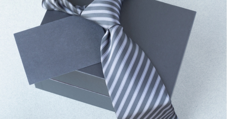 5 000円でセレクトする彼氏へのクリスマスプレゼント 心を掴むおすすめアイテム集 Mood Mark Idea