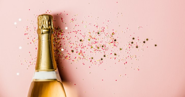 30代の妻が喜ぶクリスマスプレゼント｜特別なひとときを演出する「お酒」