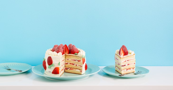ケーキの王道！「イチゴやベリーが乗ったケーキ」を入学祝いに