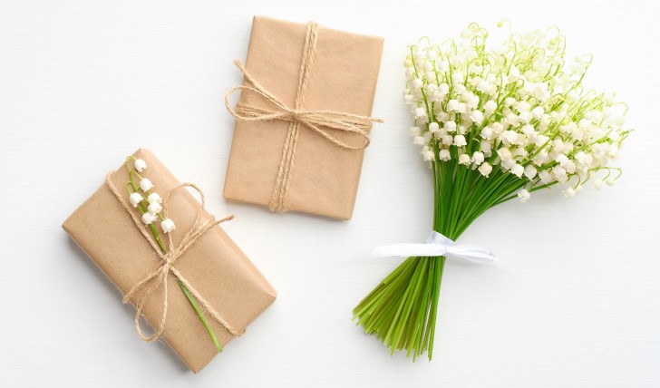 お別れのシーンに彩りを添える【花】のプレゼント