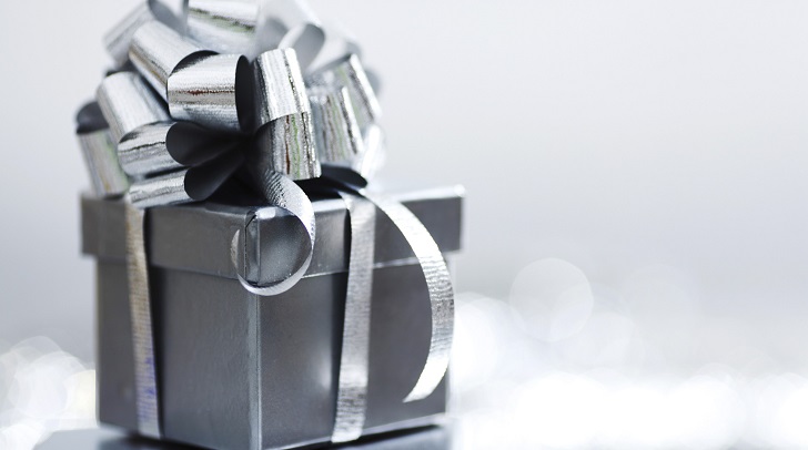 佐川グループ 銀製 誕生日プレゼント用 クリスマス プレゼント ペア ネックレス 名入れ 名前入り ギフト