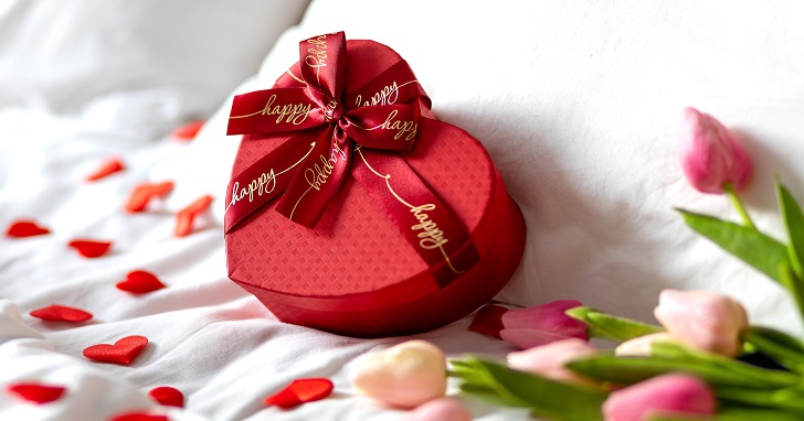 形に残るギフトとなる「小物・ネックレス」